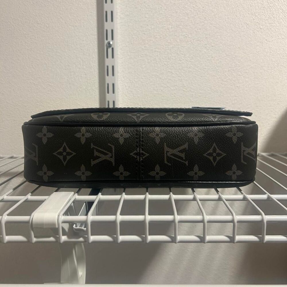 Louis-vuitton Bag - Picture 5 of 6